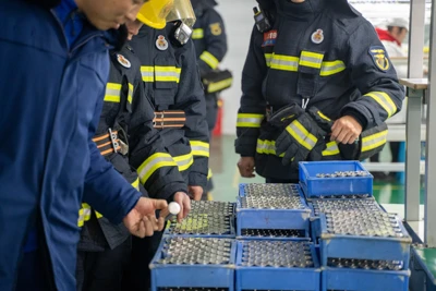 Jak uhasit požár lithiové baterie?