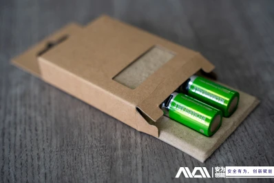 O nezávisle vyvinutých a vyráběných dobíjecích lithium-iontových bateriích